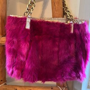 Betsey Johnson shoulder bag hot pink furry.